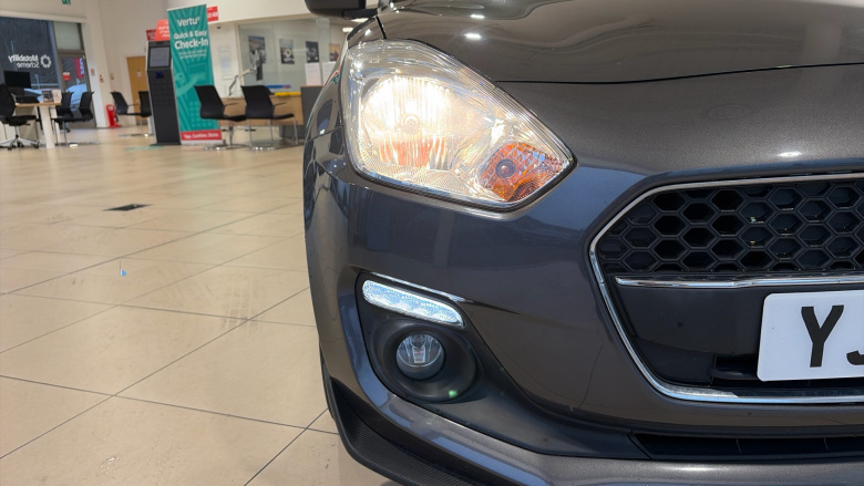 Suzuki Swift 1.2 Dualjet Attitude 5dr Petrol Hatchback